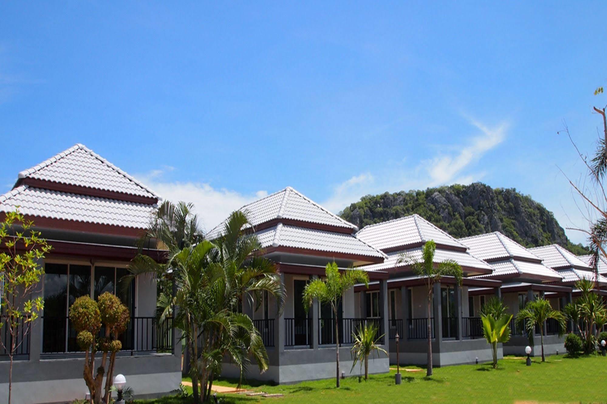 Kp Mountain Beach Pran Buri Zewnętrze zdjęcie